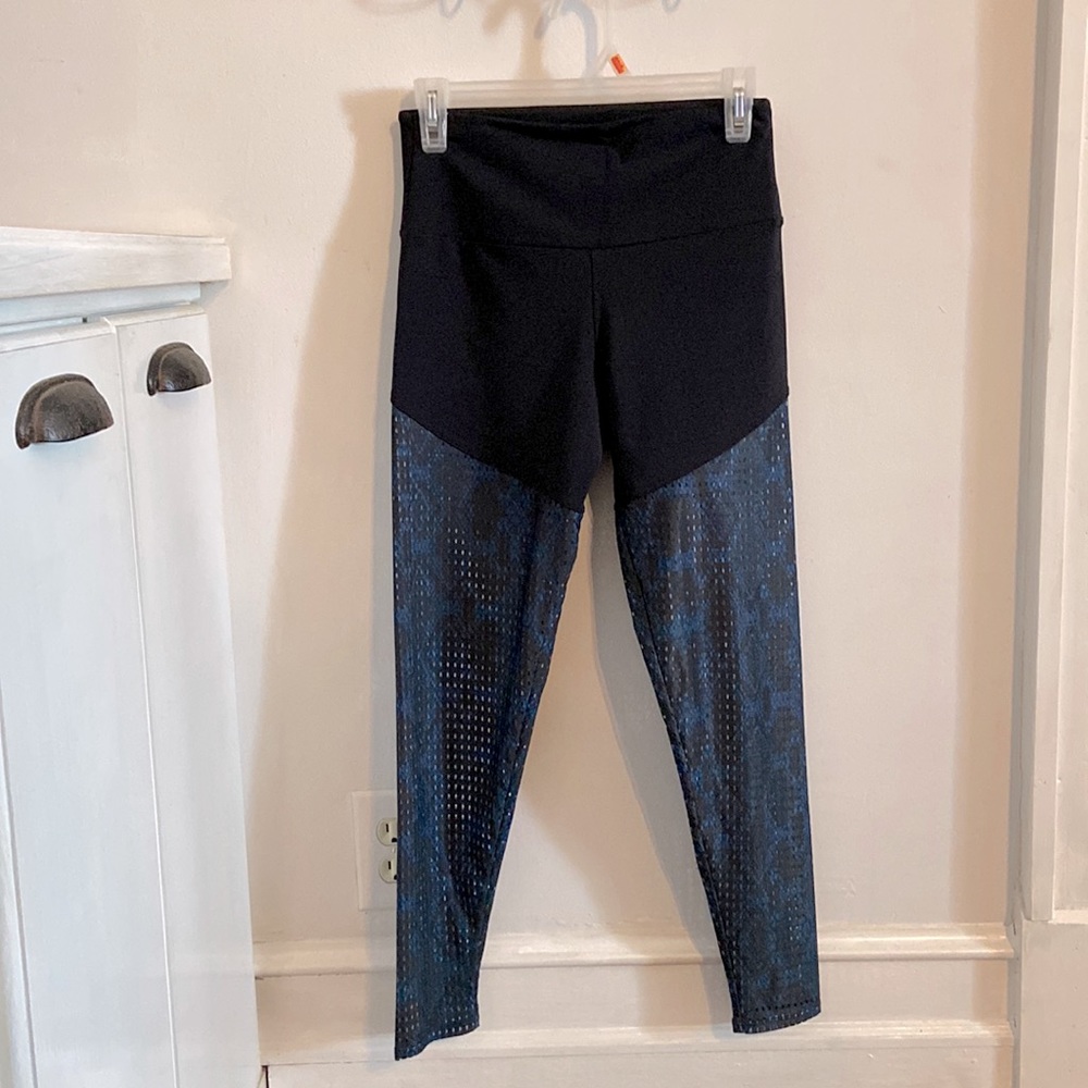 Onzie Leggings